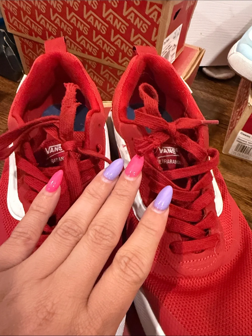 Vans Red Low-Top Sneakers with White Side Stripe - Picture 3 of 5